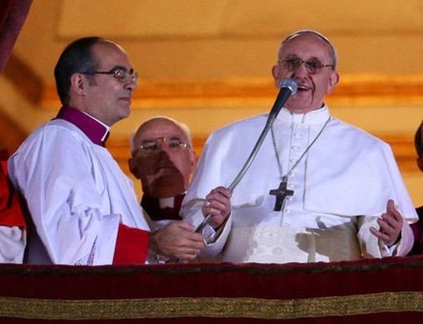 ¿Quién es el secretario de Protocolo del Papa, Monseñor Guillermo Karcher?