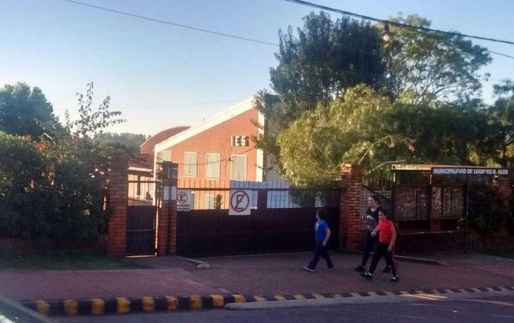 Día de la Primavera descontrolado: las echaron por ir a clase borrachas