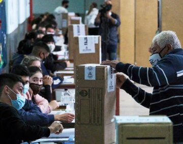 Cómo consultar por WhatsApp dónde votar en estas elecciones