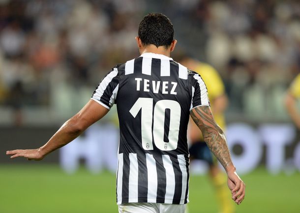El representante de Tevez dice que no vuelve a mitad de año