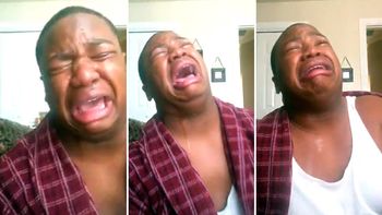 Un joven que fue obligado por su mamá a hacer dieta pidió ayuda en Facebook. Un joven que fue obligado por su mamá a hacer dieta pidió ayuda en Facebook.