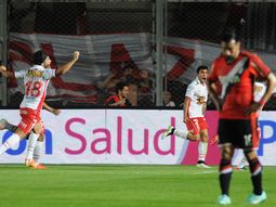 huracan derroto a river y se quedo con la supercopa argentina huracan derroto a river y se quedo con la supercopa argentina