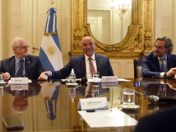 Manzur, tras la reunión de Gabinete: El que define es el Presidente