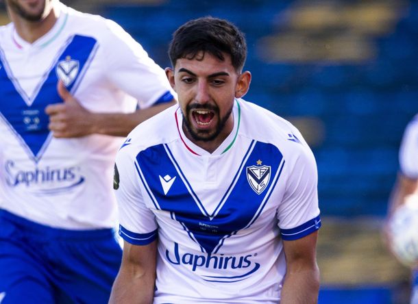Con un 2-0 ante Central Córdoba, Vélez se quedó con la Supercopa Argentina y ratificó su buen momento