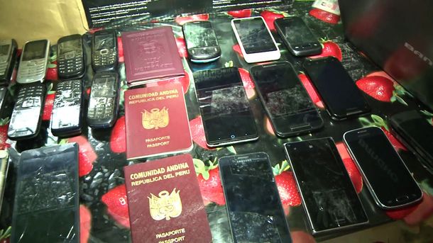 Cae una banda que robaba celulares y secuestran más de mil aparatos