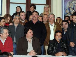 Ganó el oficialismo en las primeras elecciones con voto joven