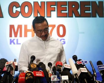 Hishamudin Husein, en conferencia de prensa
