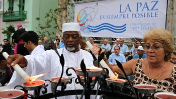 los cubanos se preparan para la visita del papa francisco los cubanos se preparan para la visita del papa francisco