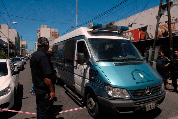 Toma de rehenes: investigan a agentes penitenciarios