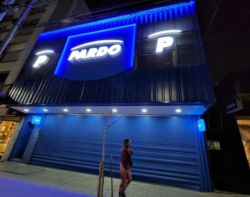 La crisis golpea a cadena de tiendas del interior: Se ha caído a pedazos
