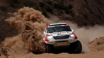 ¿quienes son los candidatos a quedarse con el dakar 2013? ¿quienes son los candidatos a quedarse con el dakar 2013?