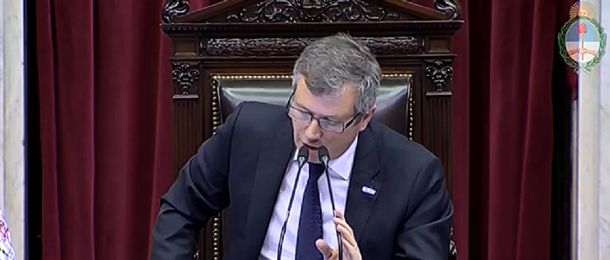 VIDEO: Así fue la votación con la que se aprobó la ley antidespidos