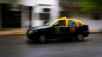 Taxi JH 4940 Taxi JH 4940