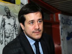 Recalde denunció que Macri apunta al cierre de Aerolíneas