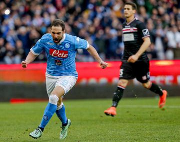 ¿Ya es más que Maradona? Higuaín habló de la comparación con Diego