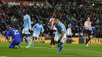 con un gol de agüero, el city gano como visitante y sigue a tres puntos del leicester con un gol de agüero, el city gano como visitante y sigue a tres puntos del leicester