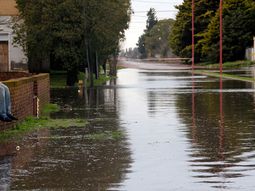 crece el numero de evacuados por las lluvias en provincia crece el numero de evacuados por las lluvias en provincia