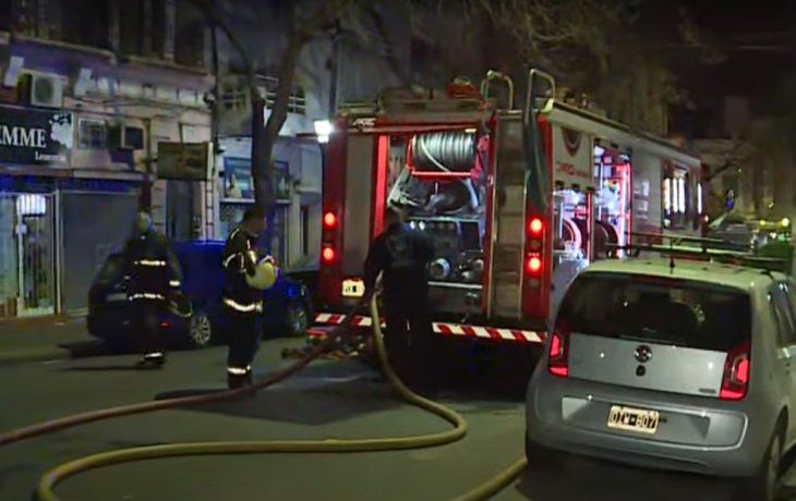 Incendio en Parque Patricios: trasladaron a 7 personas, entre ellas a una embarazada