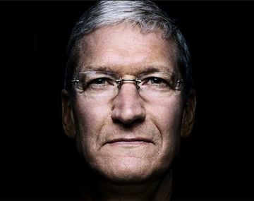 Tim Cook: Estoy orgulloso de ser gay y es un regalo de Dios