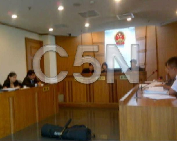 Comprueban en China que la firma de Maradona era falsa