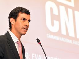 con algunas criticas, urtubey celebro la reforma electoral anunciada por macri con algunas criticas, urtubey celebro la reforma electoral anunciada por macri