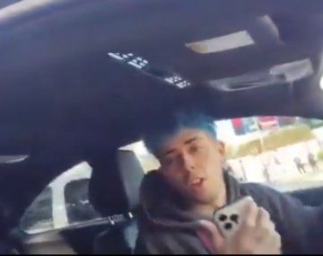 Luck Ra chocó su auto y protagonizó un insólito momento con un fan