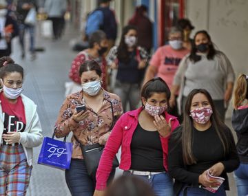 Confirman 10.776 nuevos casos de coronavirus en Argentina