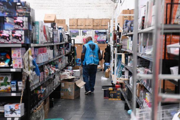 Desbaratan red de importación ilegal con mercadería valuada en 120 millones de pesos