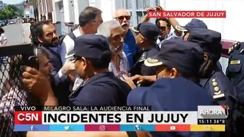 golpes, heridos y un detenido en la audiencia final del juicio a milagro sala golpes, heridos y un detenido en la audiencia final del juicio a milagro sala
