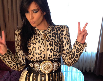 Kim Kardashian se decidió y mostró su pancita