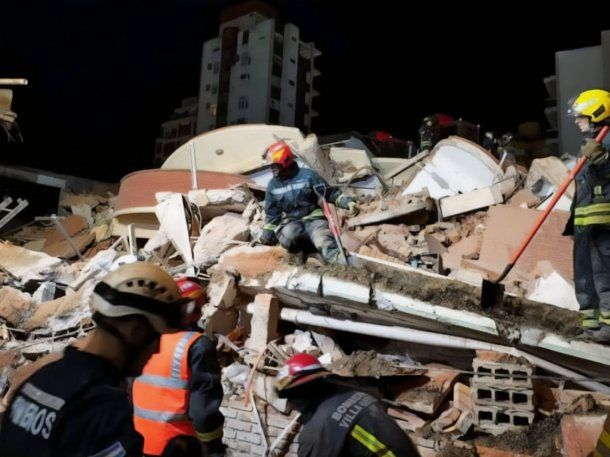 Hallaron muerta a una mujer de 70 años en el derrumbe de Villa Gesell.