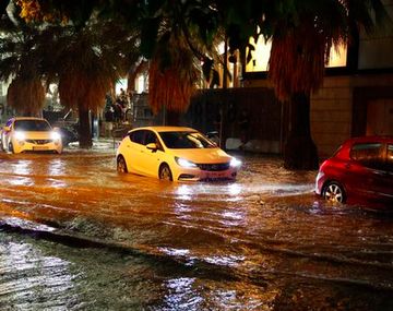 Temporal en España: una persona murió en las inundaciones en Barcelona y hay rutas cortadas por las tormentas