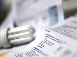 Aumento de luz y gas: el Gobierno analiza subas diferenciadas por sectores
