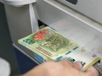 INDEC: el índice de salarios registró en agosto suba de 6,5%