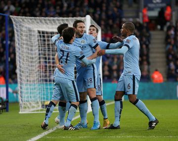 Manchester City ganó con lo justo y no le pierde pisada al Chelsea