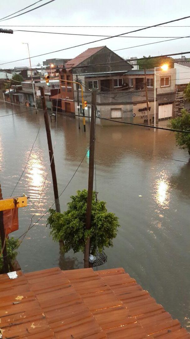 Mirá las imágenes y los videos del fuerte temporal que azotó a la provincia de Buenos Aires