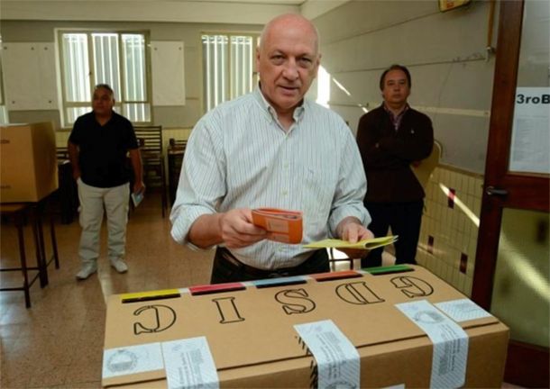 El socialismo se aseguró mayoría en Diputados y el PJ en el Senado en Santa Fe