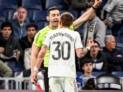 Franco Mastantuono, expulsado y silbado por los hinchas del Real Madrid