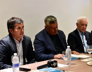 Chiqui Tapia se reunió con los presidentes de primera división