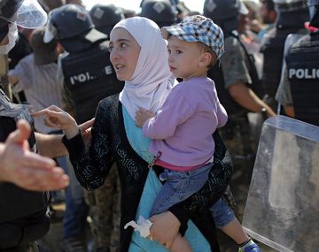 Refugiados o Migrantes: ¿Cuál es el verdadero término correcto?