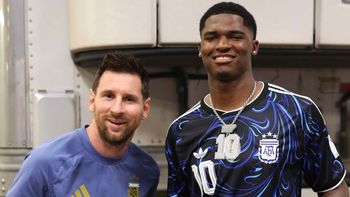 asi fue el encuentro de lionel messi con marcel reed, el mariscal de campo de la universidad de texas asi fue el encuentro de lionel messi con marcel reed, el mariscal de campo de la universidad de texas