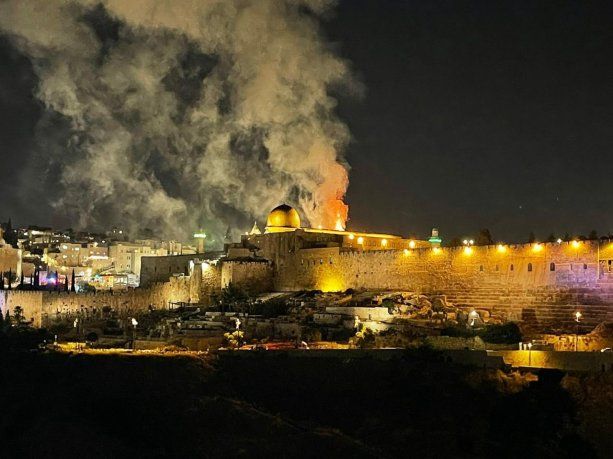 Jerusalén: reportan fuego en cercanías del Muro de los Lamentos