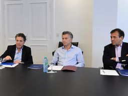 Dujovne se reunió con Mauricio Macri en Olivos