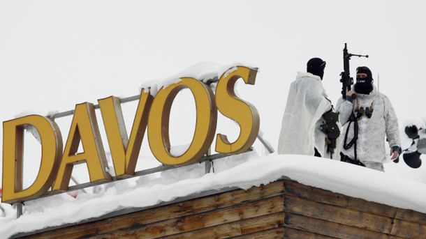 ¿Quiénes son los ministros que viajarán a Davos en representación de Macri?