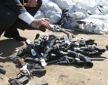 Lanzan un plan de desarme tras la masacre en Connecticut