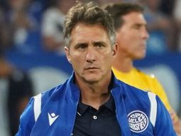 Guillermo Barros Schelotto habló sobre la chance de sumar a un jugador de Boca