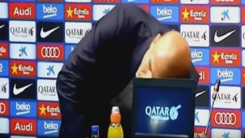 insolito: mira lo que hizo zidane en plena conferencia en el camp nou