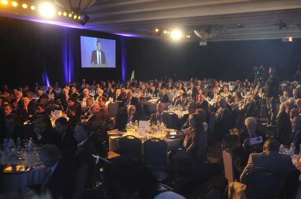 Conocé toda la intimidad de la conferencia de la UIA