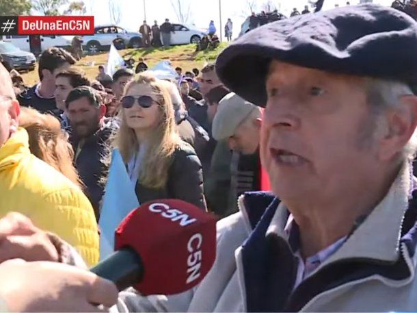 Así maltrataron al móvil de C5N en el paro del campo