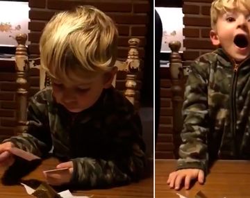 A este niño le tocó la figurita de Lionel Messi y tuvo una reacción increíble